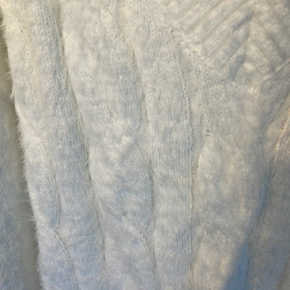 Lucky brand sweater no label new - Picture 3 of 3